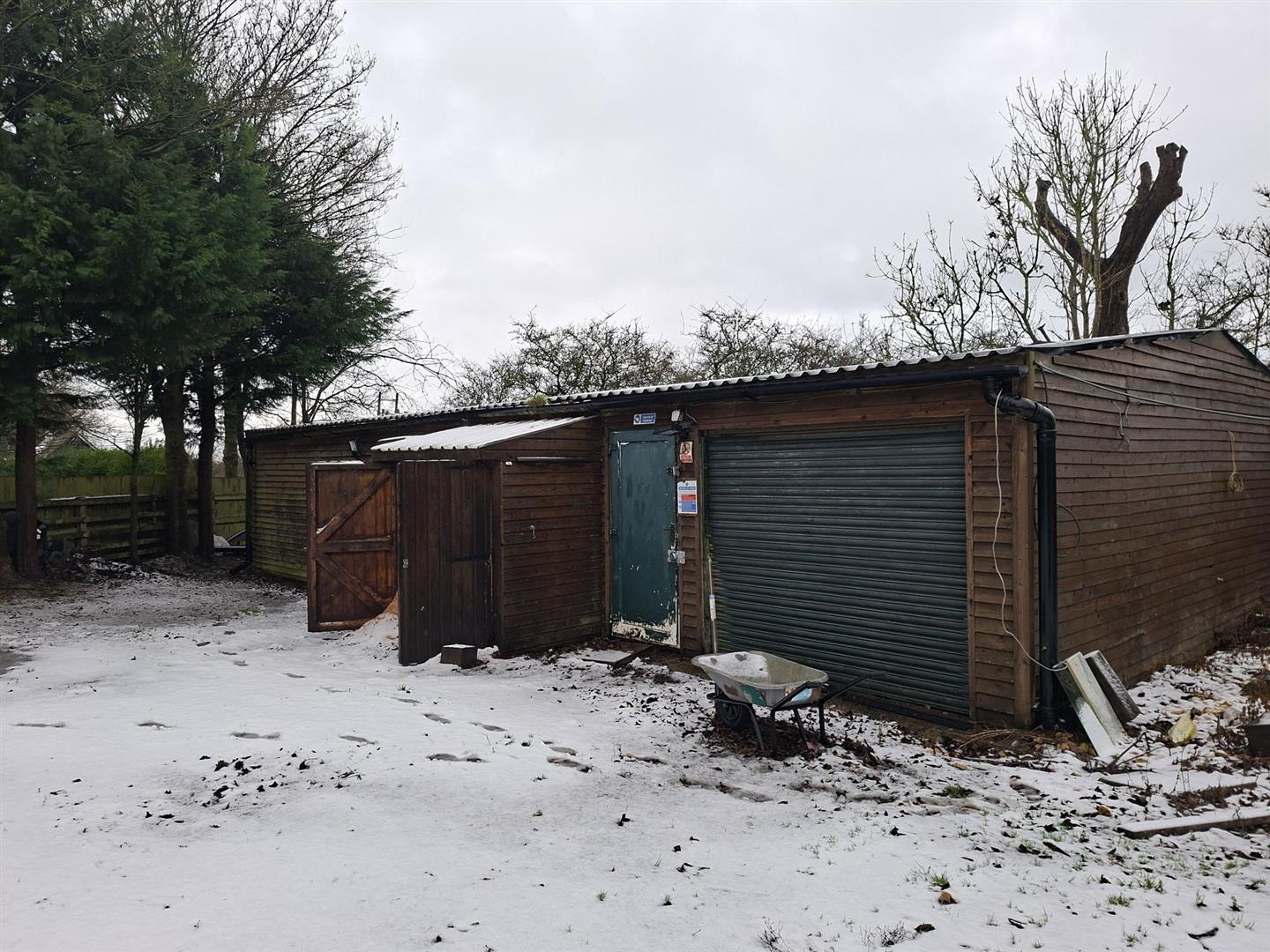 The Willows, Ironstone Lane, Melton Mowbray to rent Building Photo- Image 1 of 9
