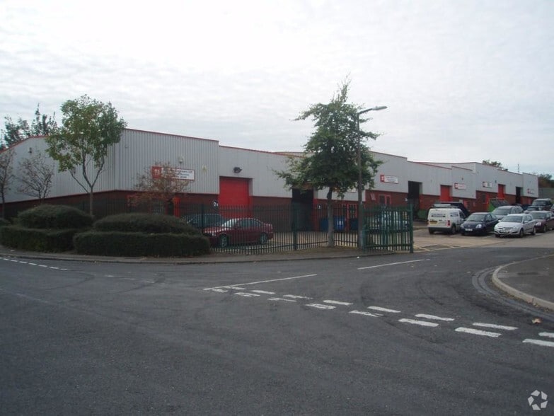 Hope St, Rotherham to rent - Building Photo - Image 2 of 2