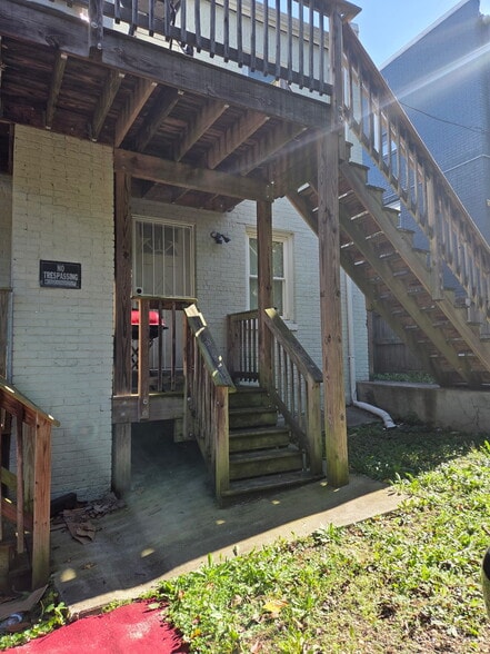 421 Burbank St SE, Washington, DC for sale - Building Photo - Image 3 of 12