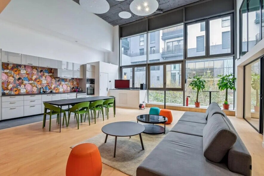 24 Avenue Michel Ricard, Courbevoie to rent - Interior Photo - Image 3 of 14