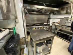 Retail in Barcelona, Barcelona to rent Interior Photo- Image 1 of 3
