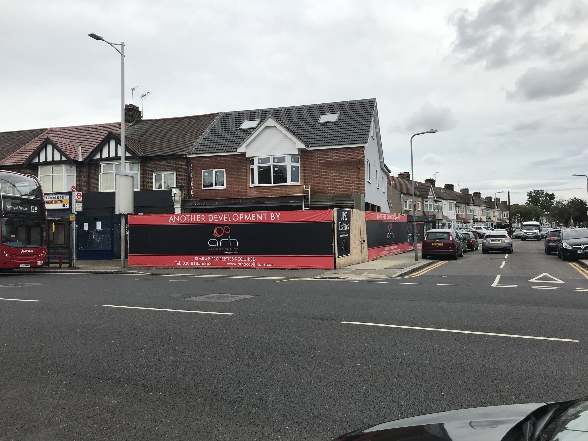 576 Cranbrook Rd, Ilford for sale Primary Photo- Image 1 of 1