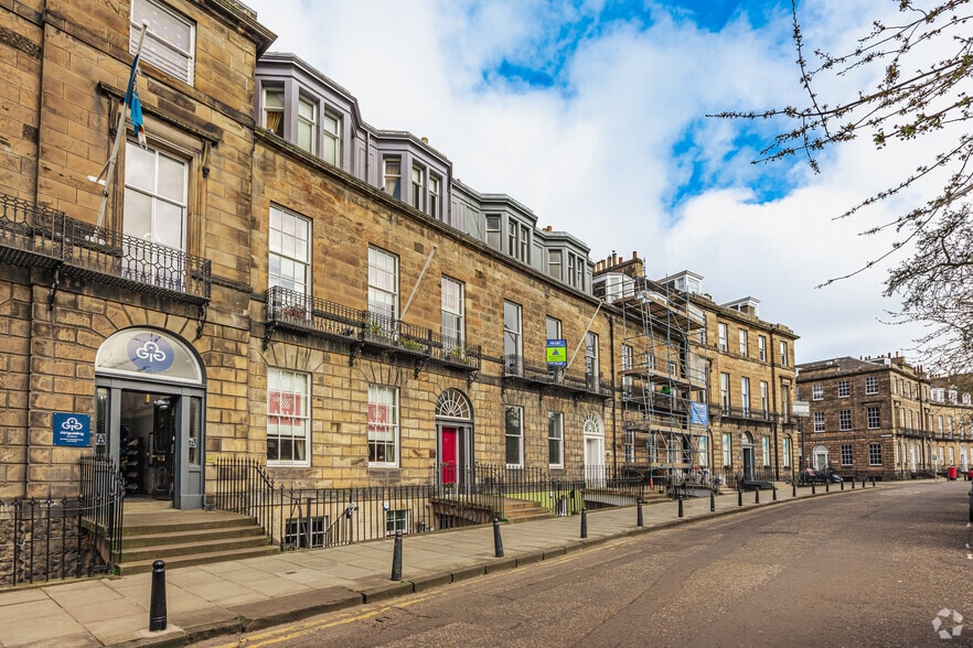 13-15 Coates Cres, Edinburgh to rent - Primary Photo - Image 1 of 2