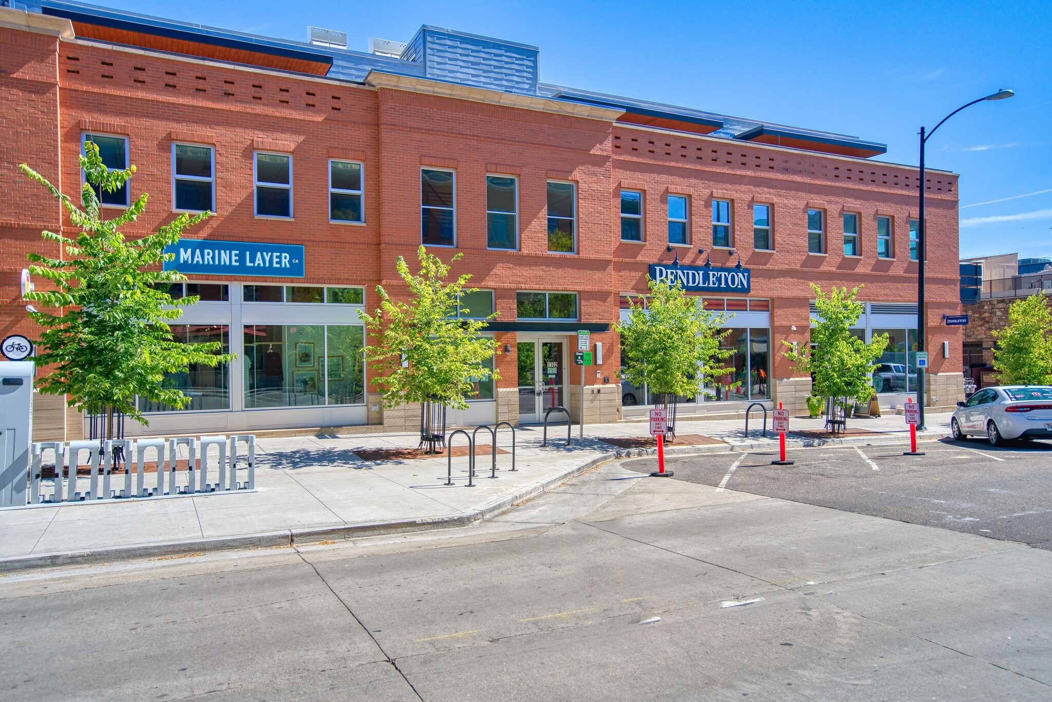 1102 Pearl St, Boulder, CO for rent Building Photo- Image 1 of 25