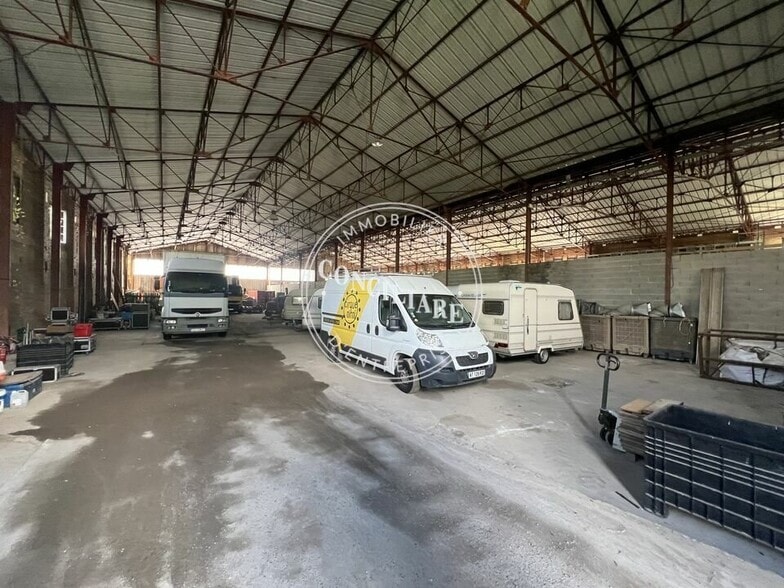 Industrial in Muret to rent - Interior Photo - Image 2 of 3