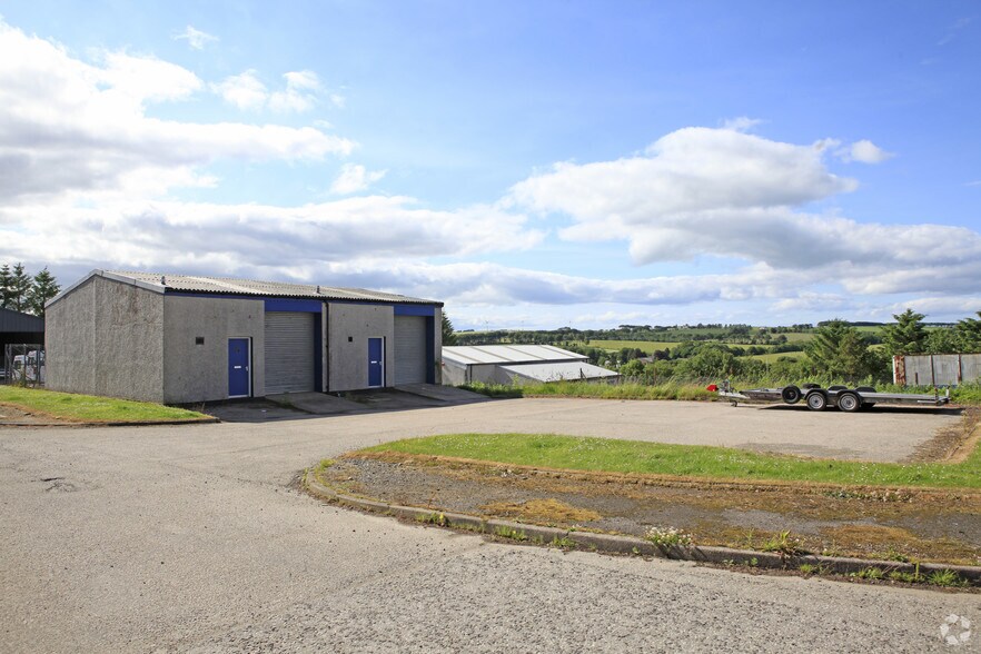 Meadow Rd, Turriff to rent - Primary Photo - Image 1 of 2