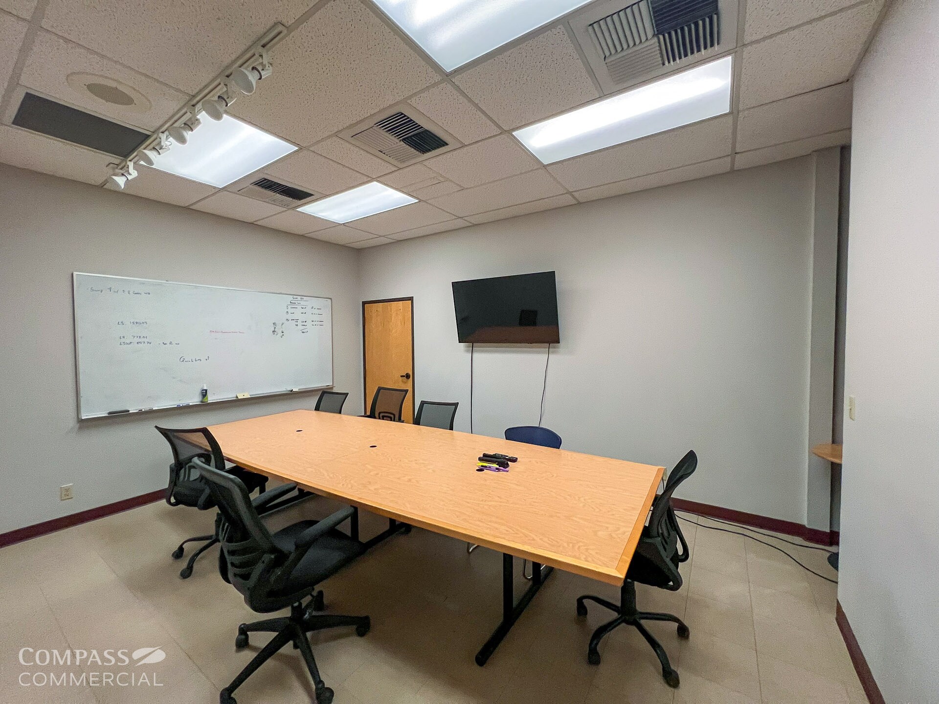 63140 Britta St, Bend, OR to rent Interior Photo- Image 1 of 7