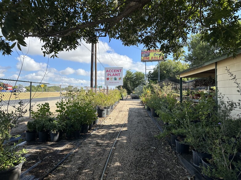 2700 SE Loop 410, San Antonio, TX for sale - Building Photo - Image 1 of 29