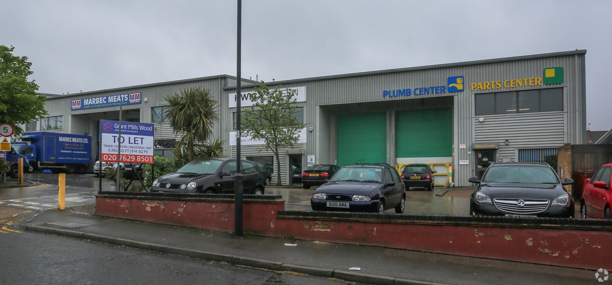 Waterloo Rd, London to rent Primary Photo- Image 1 of 5