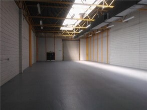 34-76 Burners Ln, Milton Keynes to rent Interior Photo- Image 1 of 3