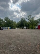 33W109 Butterfield Rd, Batavia, IL to rent Building Photo- Image 2 of 3