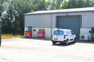 Skull House Ln, Wigan to rent Building Photo- Image 1 of 1
