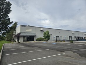 6995 Resource Dr, Reno, NV for rent Building Photo- Image 1 of 6