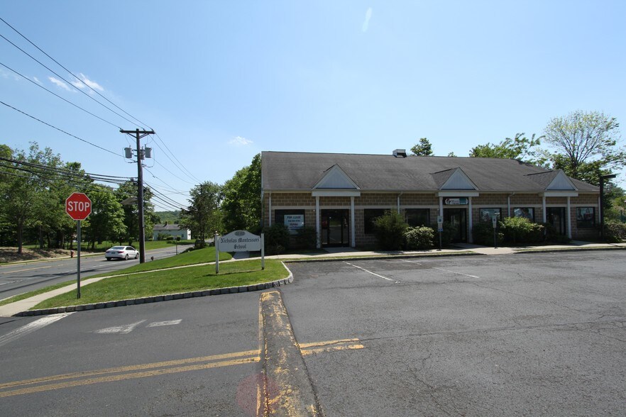 817819 Chimney Rock Rd, Martinsville 08836 UK