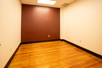 139 S Main St, Fall River, MA for rent Interior Photo- Image 1 of 8