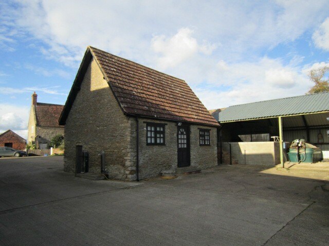 Lodge Farm, Turvey to rent Primary Photo- Image 1 of 3