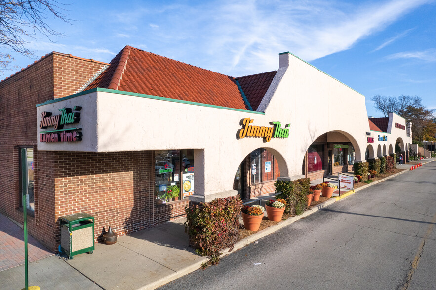 Deerfield Park Plaza - Commercial Property