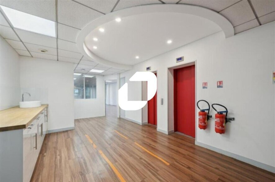 Office in Boulogne-Billancourt to rent - Interior Photo - Image 3 of 20