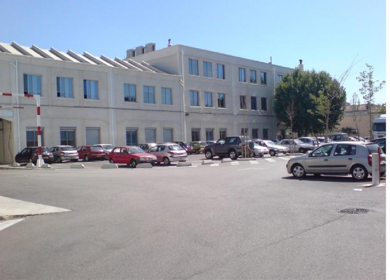 Office in Marseille to rent - Building Photo - Image 1 of 7