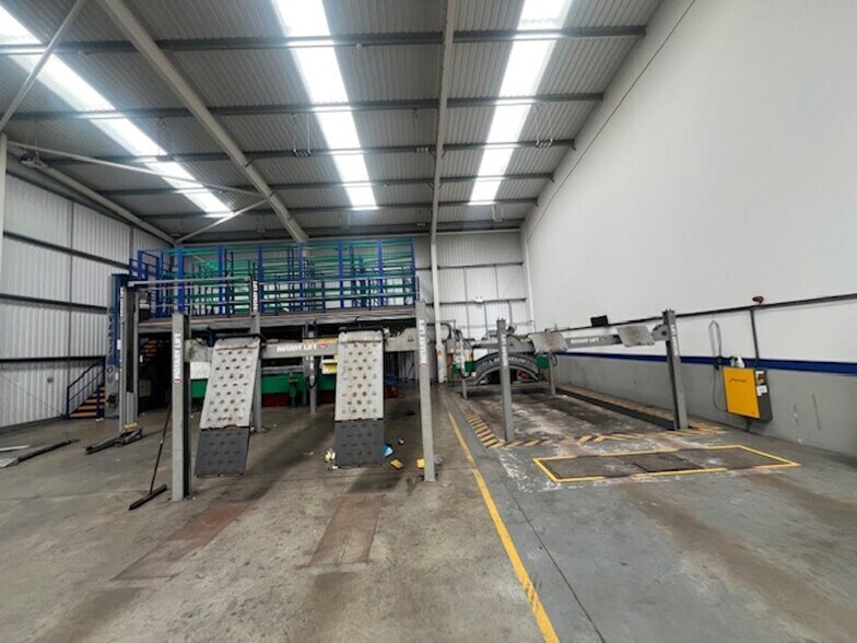 Western Rd, Bracknell to rent - Interior Photo - Image 3 of 8