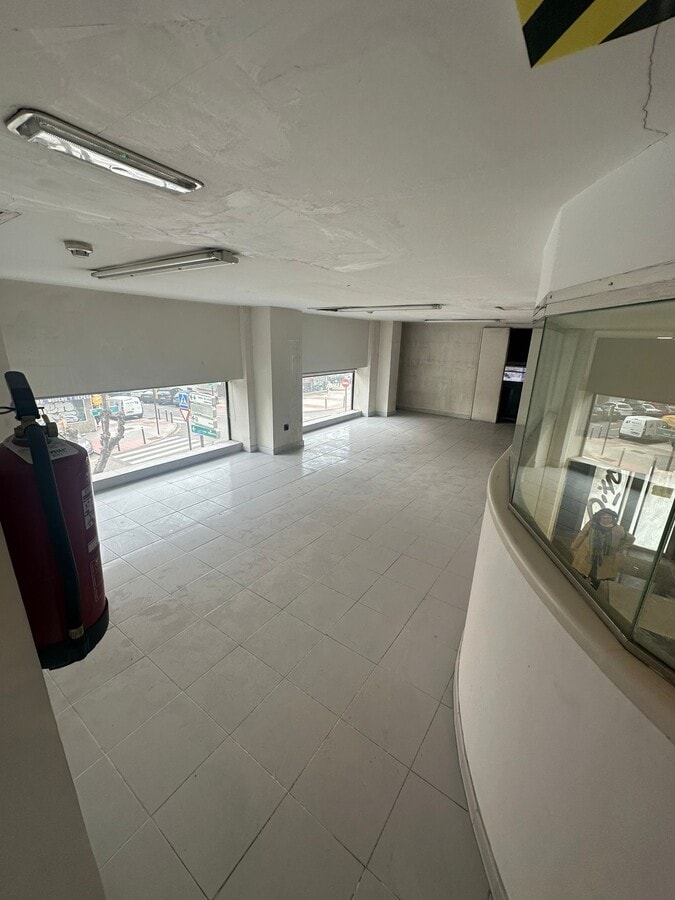 Alcorcón, MAD 28923 - Unit 1 - - Interior Photo - Image 1 of 20