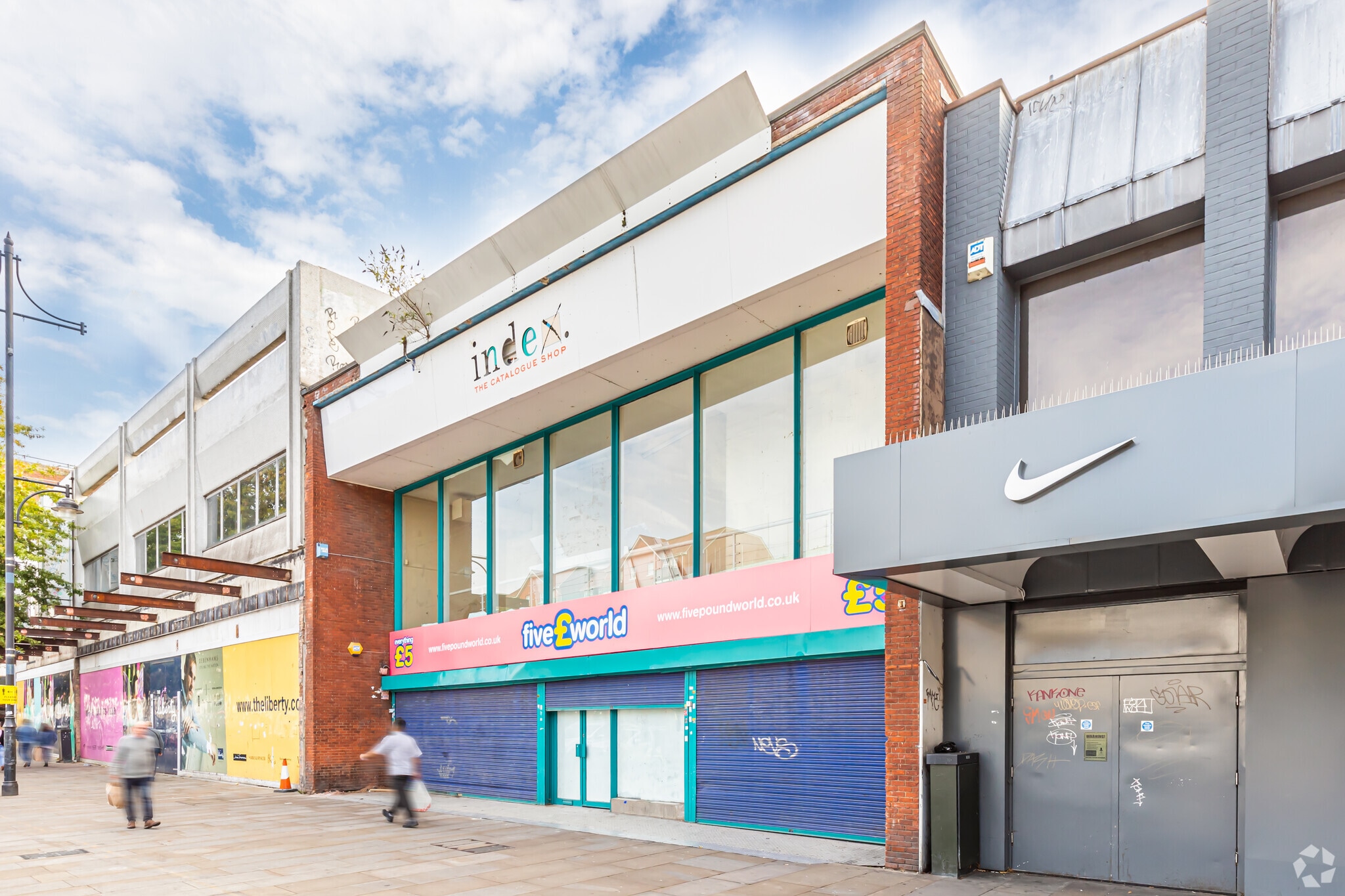 38-42 Market Pl, Romford for sale Primary Photo- Image 1 of 1