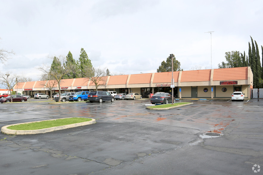 3270-3290 Northgate Blvd, Sacramento, CA for rent - Building Photo - Image 1 of 6