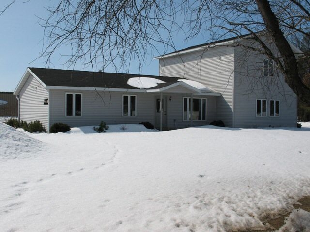 997 Happy Hollow Rd, Mosinee, WI for sale - Primary Photo - Image 1 of 1