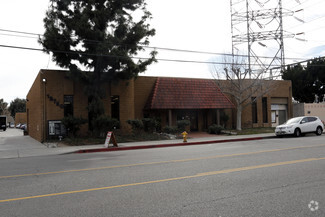 More details for 18750 Oxnard St, Tarzana, CA - Industrial for Rent