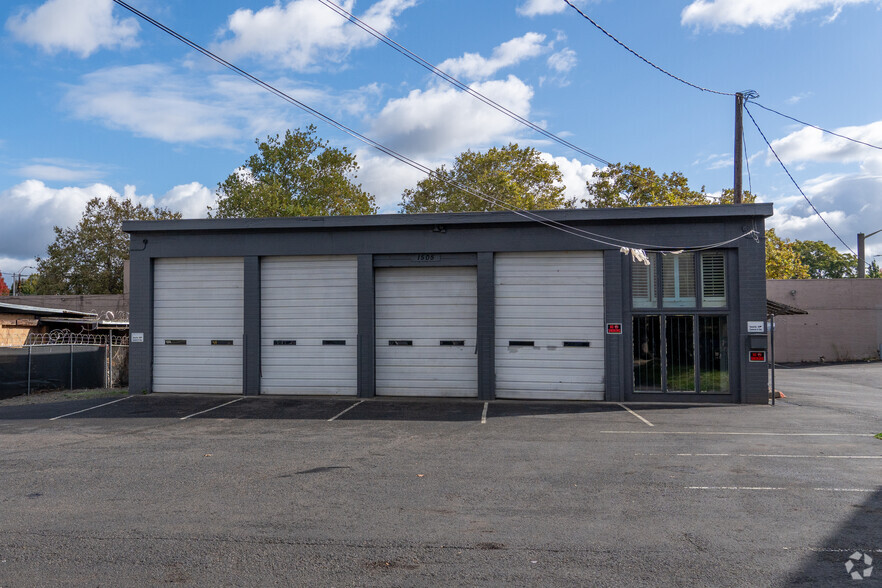 1505 Columbia St, Vancouver, WA for rent - Building Photo - Image 2 of 16