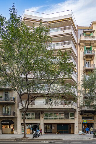 More details for Carrer d'Aragó, 56, Barcelona - Retail to Rent