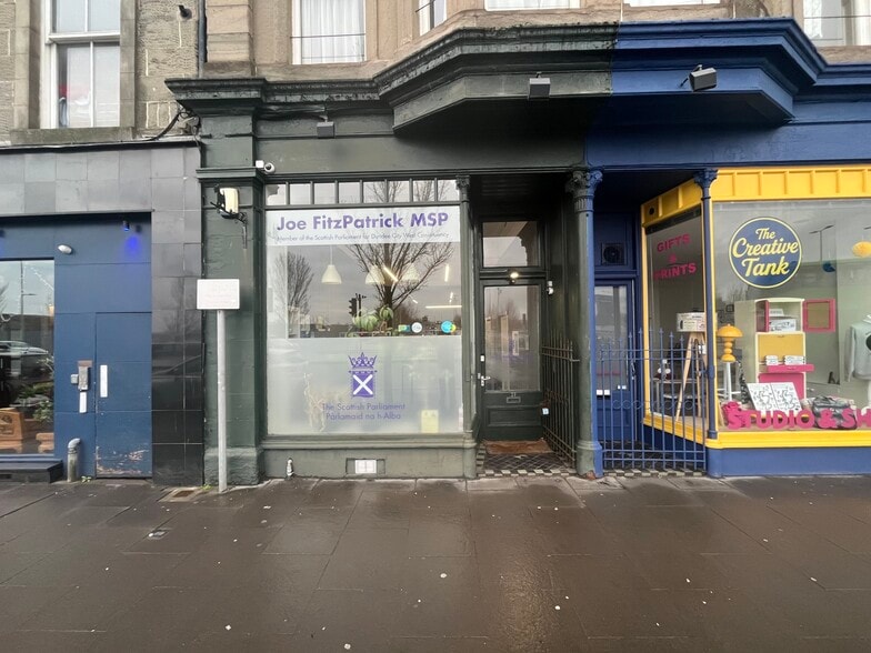 37 Dock St, Dundee to rent - Building Photo - Image 2 of 8