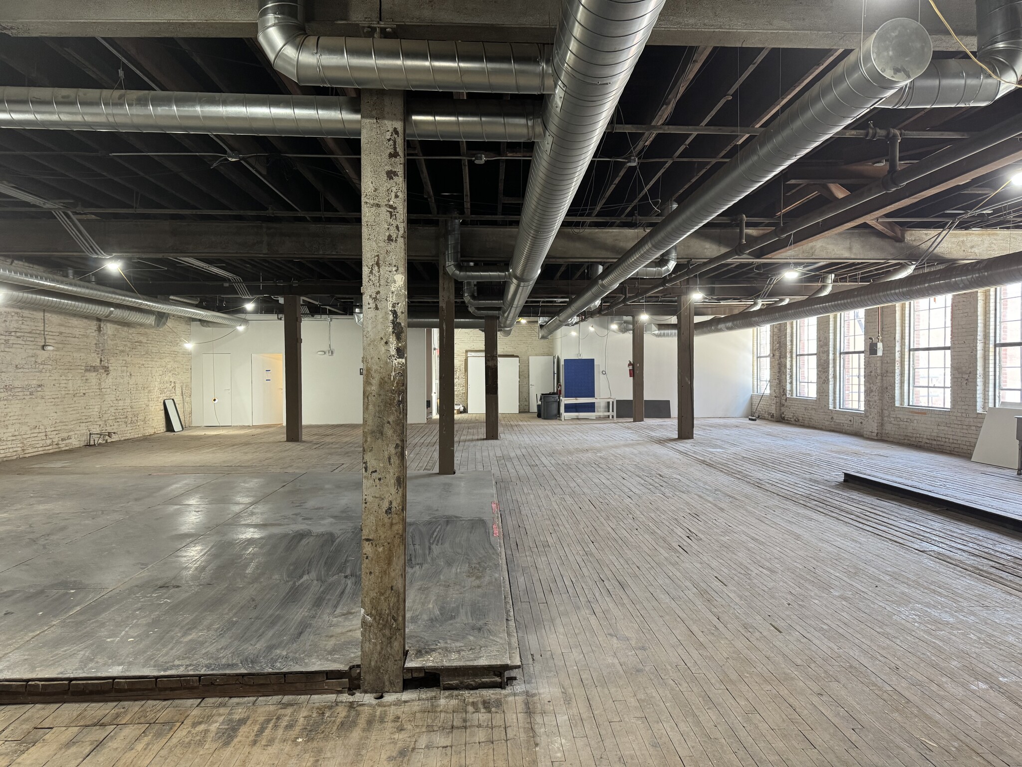 1400 W 13th St, Kansas City, MO to rent Building Photo- Image 1 of 3