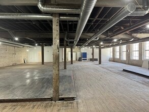 1400 W 13th St, Kansas City, MO to rent Building Photo- Image 1 of 3