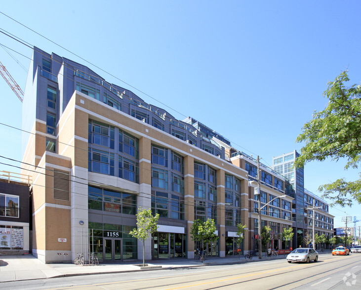 1155-1187 Queen St W, Toronto, ON for rent - Primary Photo - Image 1 of 13