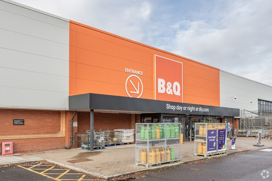 Station Rd, Yate for sale - Primary Photo - Image 1 of 1