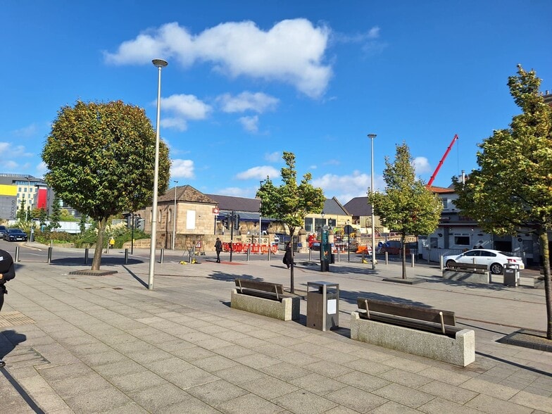 Linthorpe Rd, Middlesbrough to rent - Building Photo - Image 3 of 8