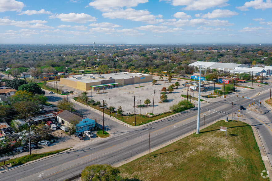 3847 Pleasanton Rd, San Antonio, TX for rent - Building Photo - Image 3 of 7