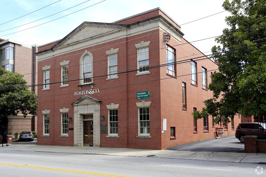 304-306 Meeting St, Charleston, SC for rent - Primary Photo - Image 1 of 6