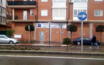 Avenida Constitución, 184, Torrejón de Ardoz, Madrid to rent Building Photo- Image 1 of 5