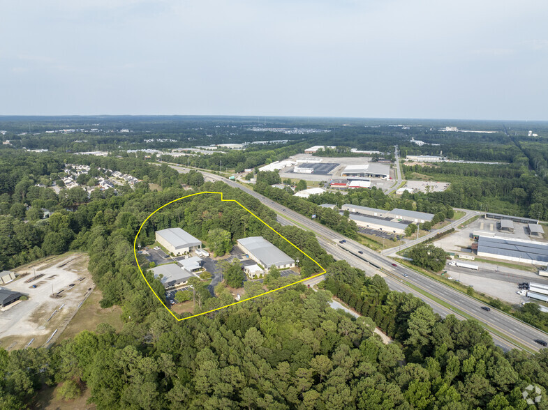 1230 Veterans Rd, Columbia, SC for sale - Primary Photo - Image 1 of 28