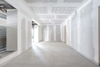 Retail in Madrid, Madrid to rent Interior Photo- Image 2 of 18