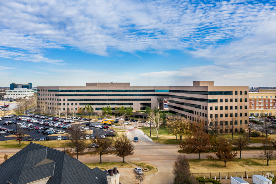 14000 N Quail Springs Pky, Oklahoma City, OK for rent - Building Photo - Image 3 of 10