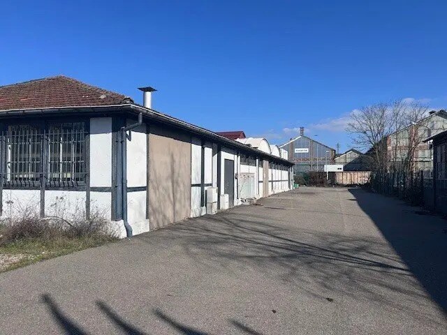 Light Industrial in Le Creusot for sale Building Photo- Image 1 of 10