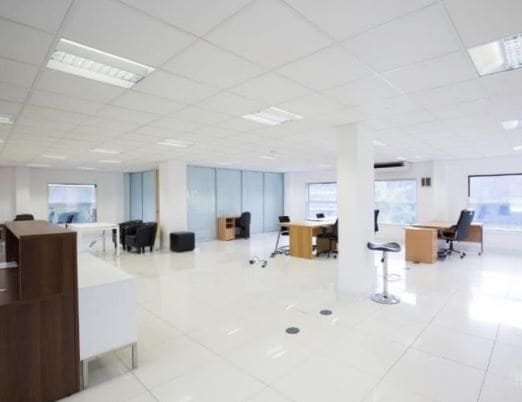314-316 Upper Richmond Rd, London to rent - Interior Photo - Image 2 of 5