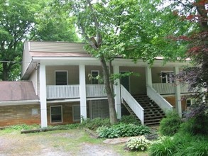 820 Beagle Gap Rd, Crozet, VA for sale Primary Photo- Image 1 of 1