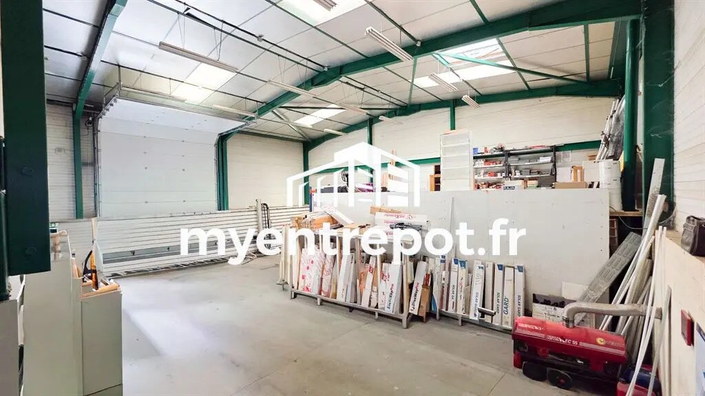 Light Industrial in Aubagne to rent Interior Photo- Image 1 of 7