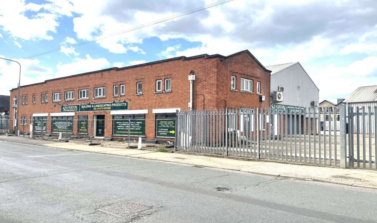 115 Burrell Rd, Ipswich to rent Building Photo- Image 1 of 3