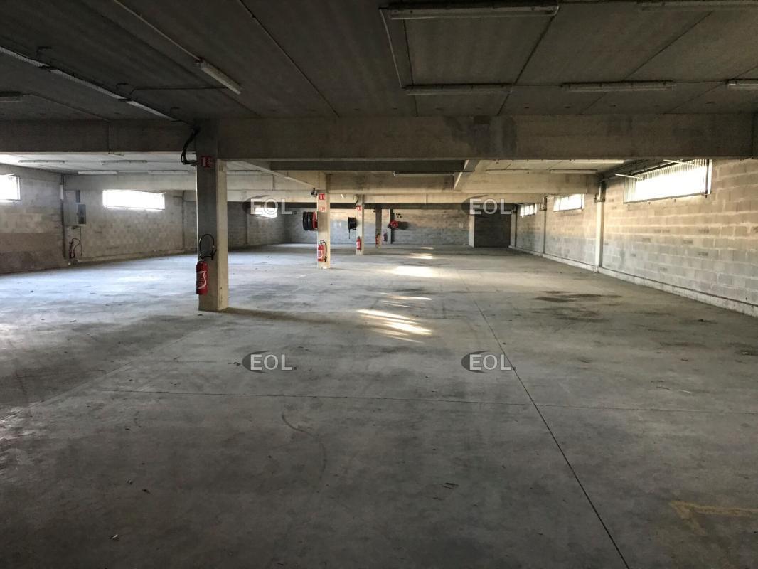 Office in Aubagne to rent Interior Photo- Image 1 of 4