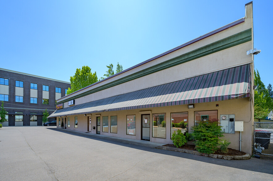 119-137 NE 3rd St, Mcminnville, OR for sale - Building Photo - Image 1 of 1